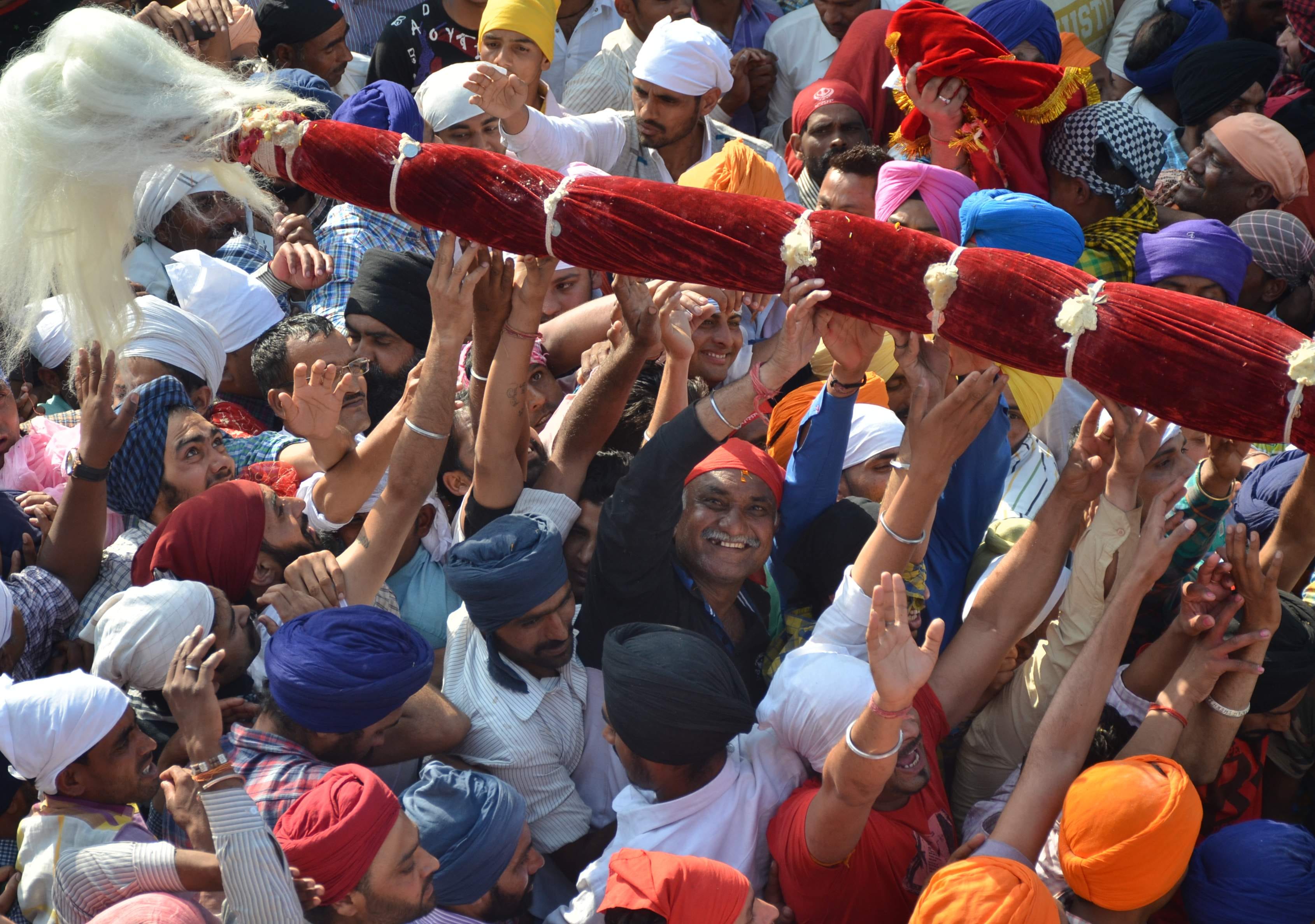 ascent the millions compatible front of Jhanda ji.