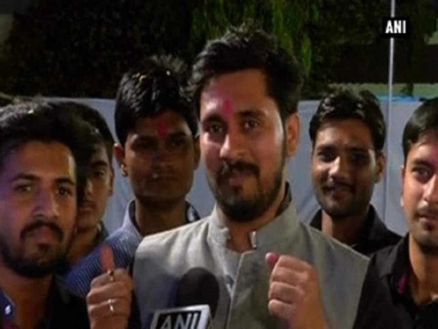 जीत का जश्न