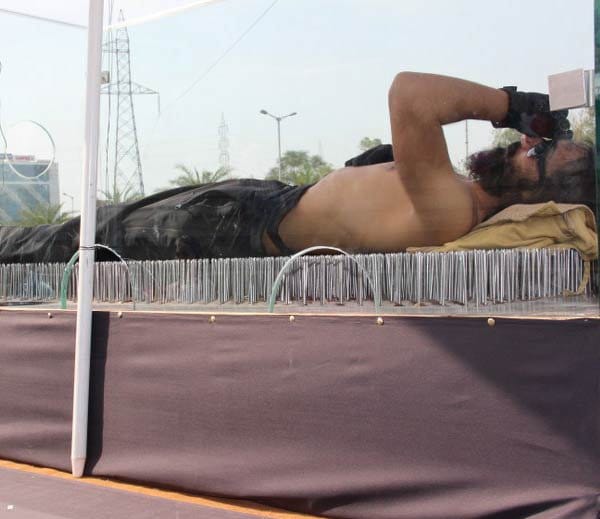 ajab gajab record, world record, shubh shota recrod, lying recoord on nail bed