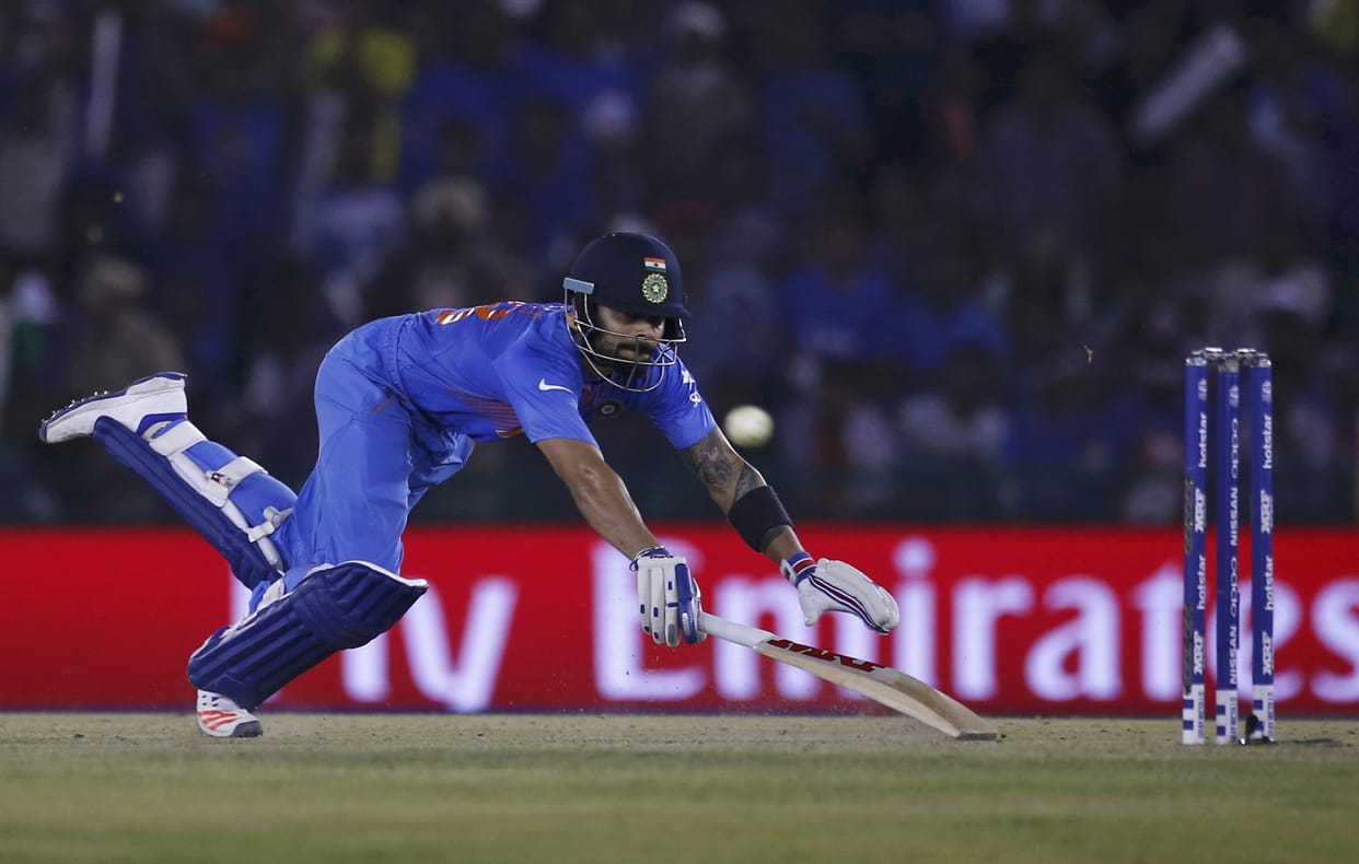 team india's three crickteres weared banded on helmat