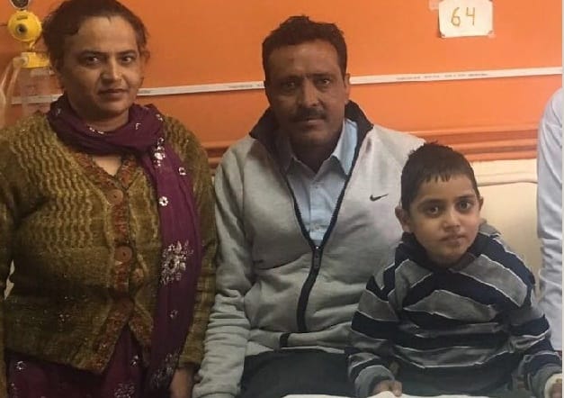 jasvinder kaur donate blood, blood donate, cancer patient kabbu, shimla, derabassi