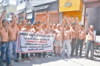 protest, agenst excise duty by goldsmith ij jhajjar, protest