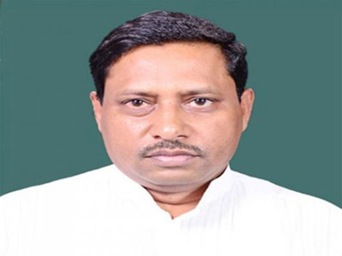 agra bjp leader called for review of defeat