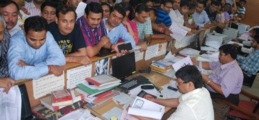 registry offices will accept older currency
