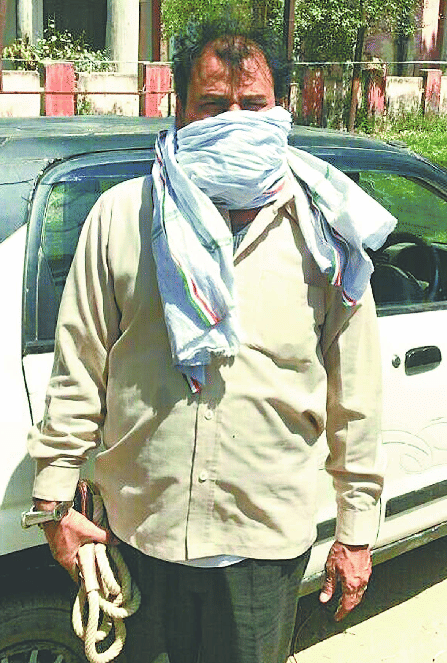  The jeweler who cought the robbed gold is arrested