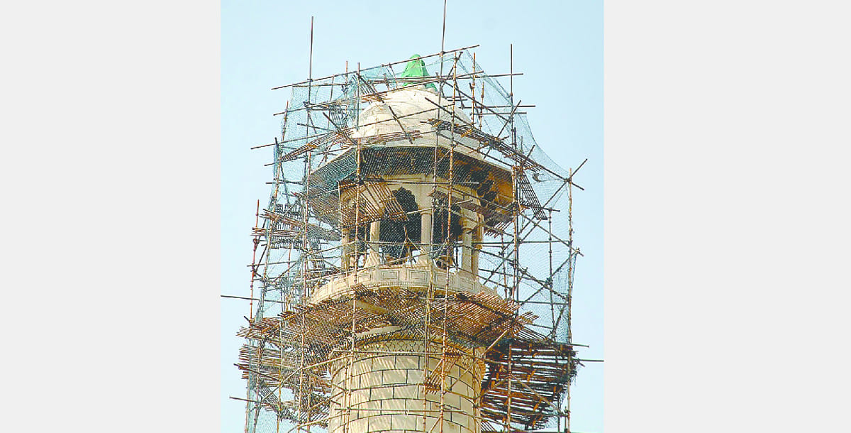 mudpack work at tajmahal has ended in agra
