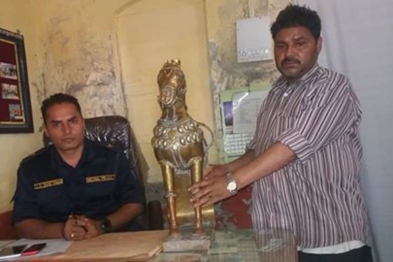 Moving to Kathmandu by bus idol recovered