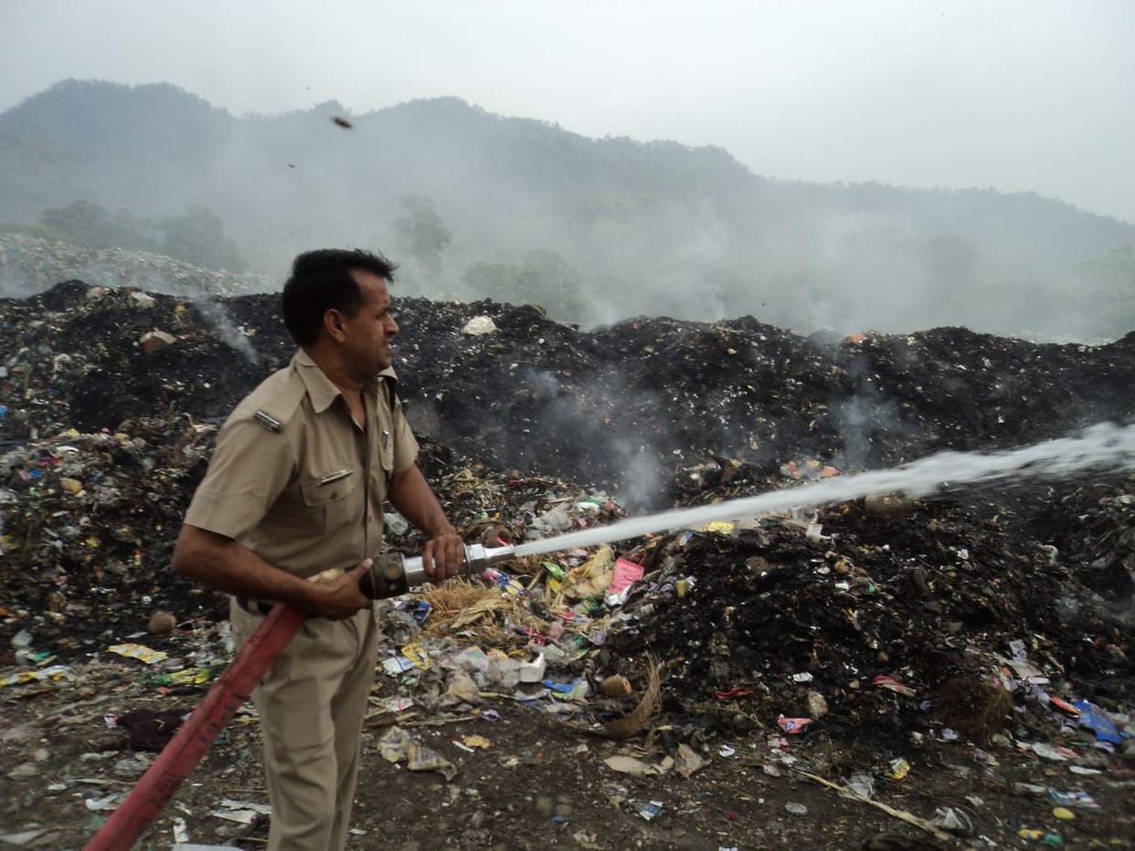 Miscreants set fire to litter the ground trncing
