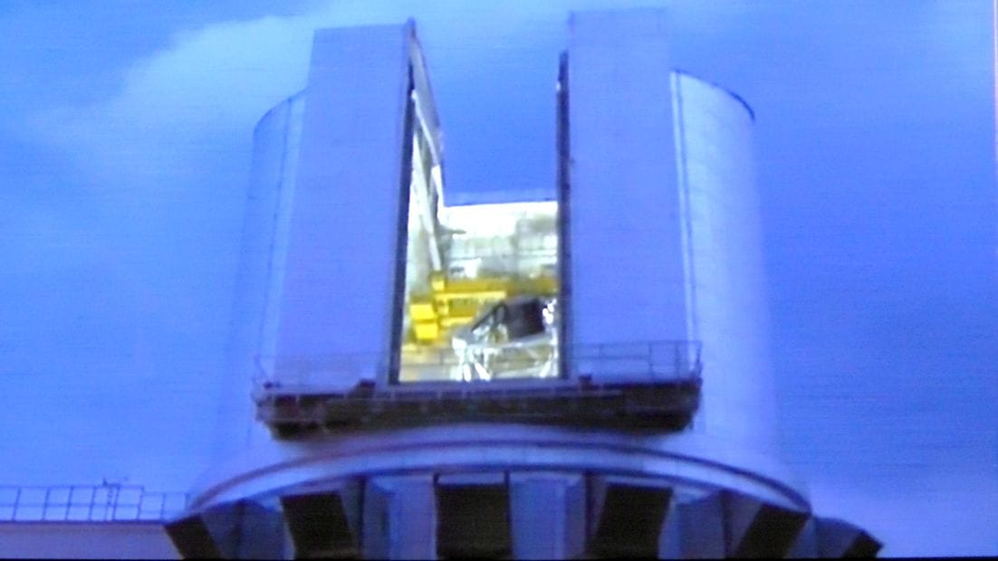photos of asia largest telescope activate by pm narendra modi.