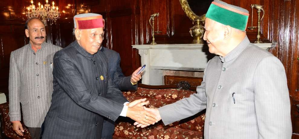 Himachal vidhan sabha 38 mla vote in favour of cm virbhadra singh 