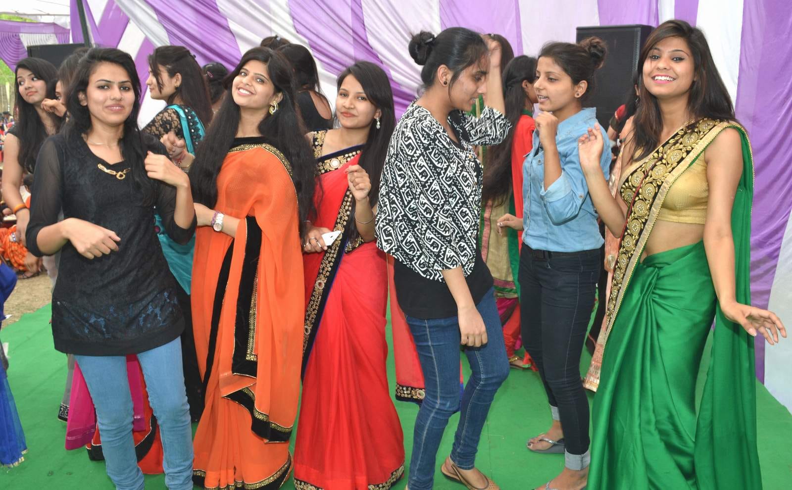 farewell function in college of roorkee.