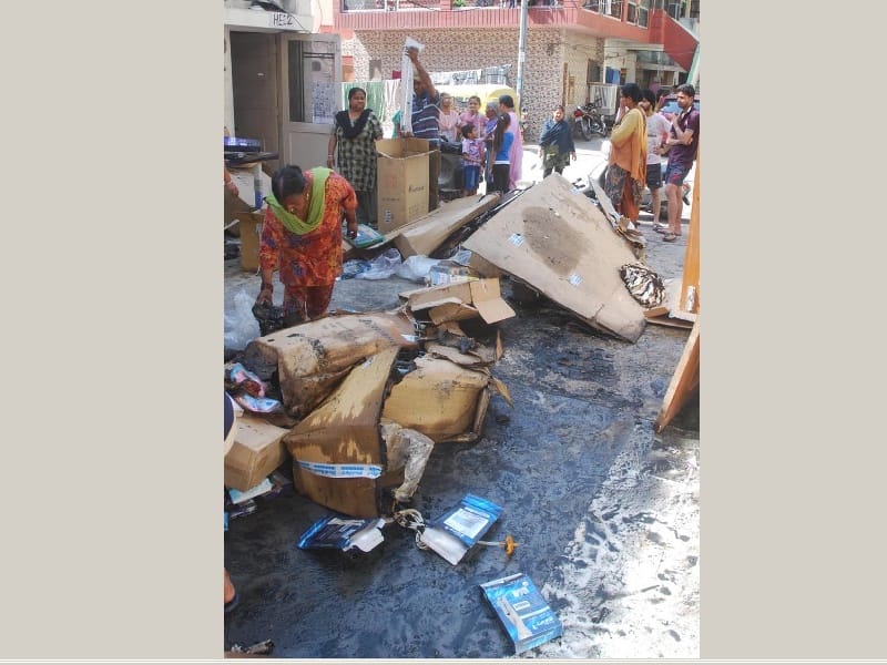 fire, fire in medical store, private company store in mohali