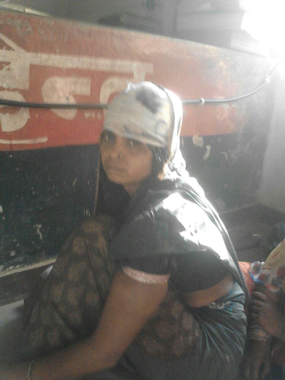 woman kills husband with the help of lover