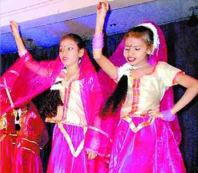 The children presented a cultural program