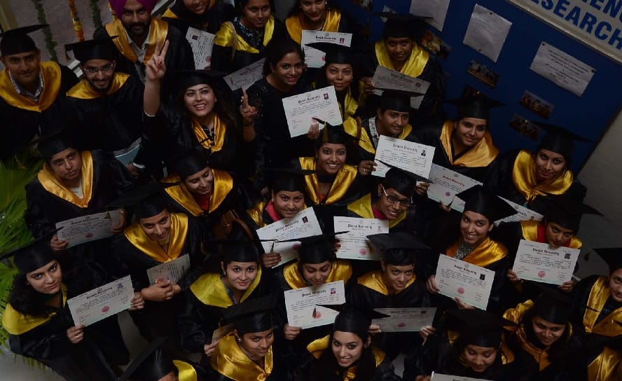 USOL, punjab university, journalism student, convocation ceramony, chandigarh