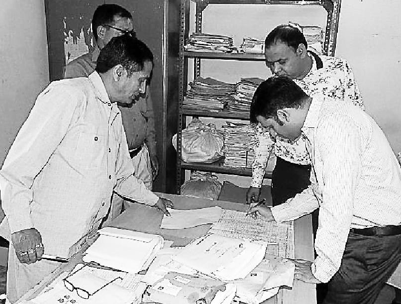 raid in government offices 