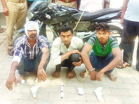 3 robbers detaines