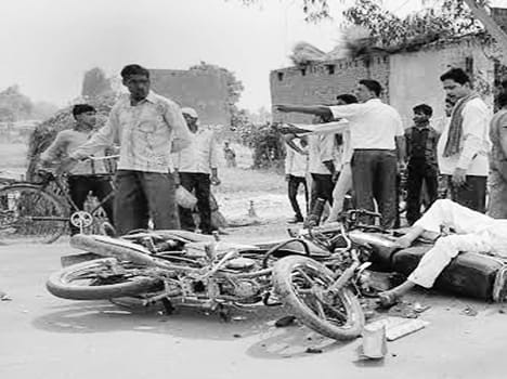 Two bikes collide, one dead