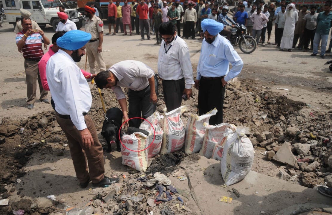 bomb found in ludhiana, investigative team reached