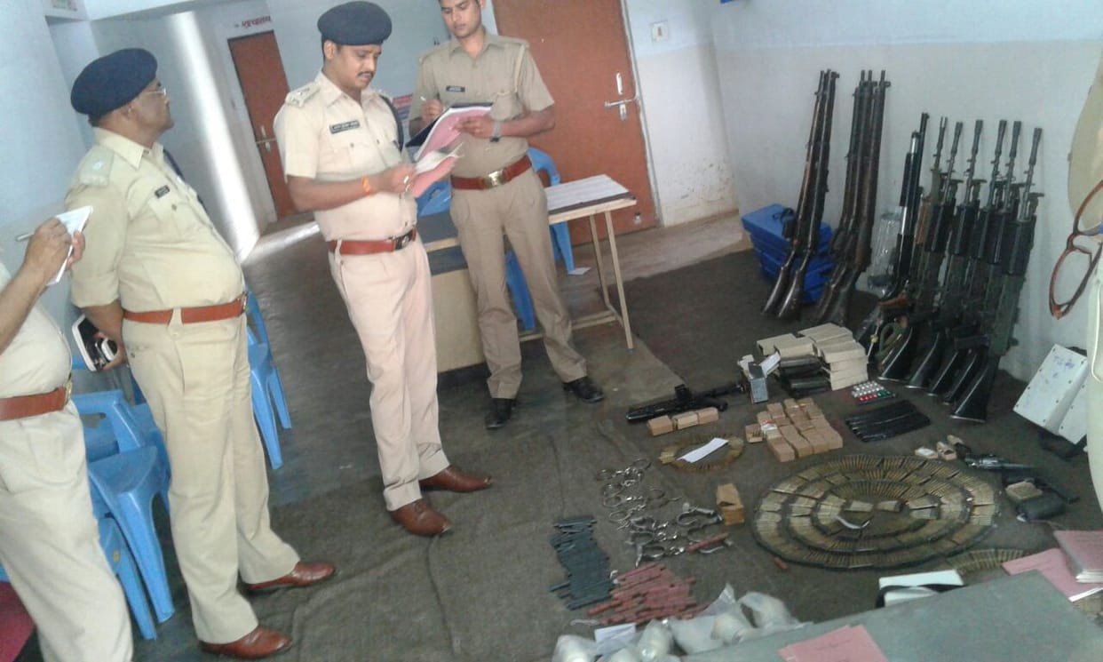 Open-pierced, police failed to link arms