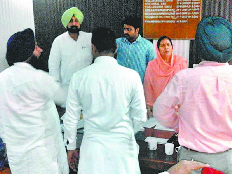 Congress-Akali Councillor, Foundation name plete,  kurali