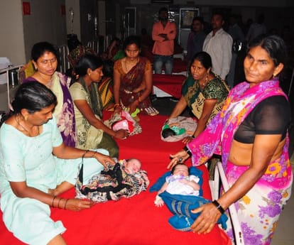 Fire in jhalkari bai hospital in Lucknow.