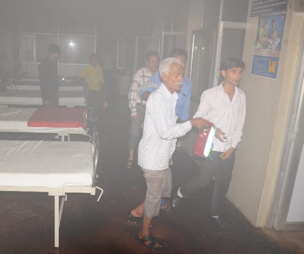 Pics of fire in Jhalkari bai hospital in Lucknow.