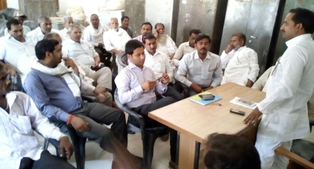 Prime vocal on the persecution of village secretaries