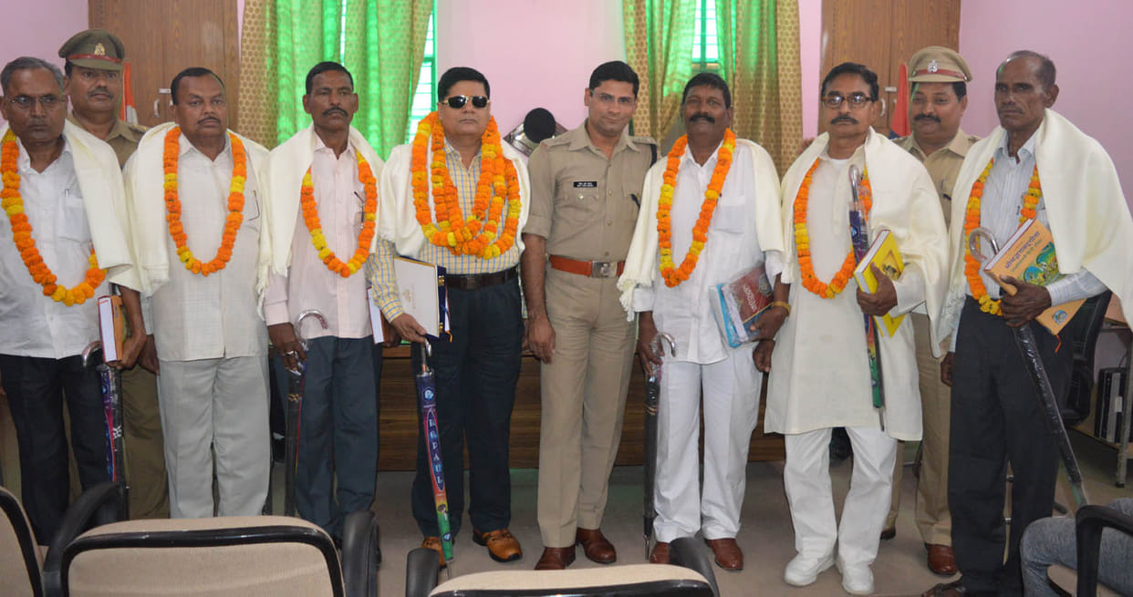The farewell to seven, including CO Vanshidhar