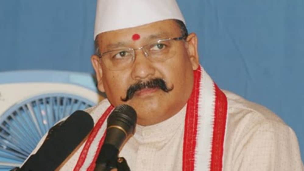 congress demand to stop telecast of satpal maharaj.