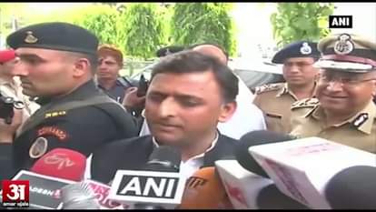 Akhilesh Yadav directs UP police for quick action against criminals