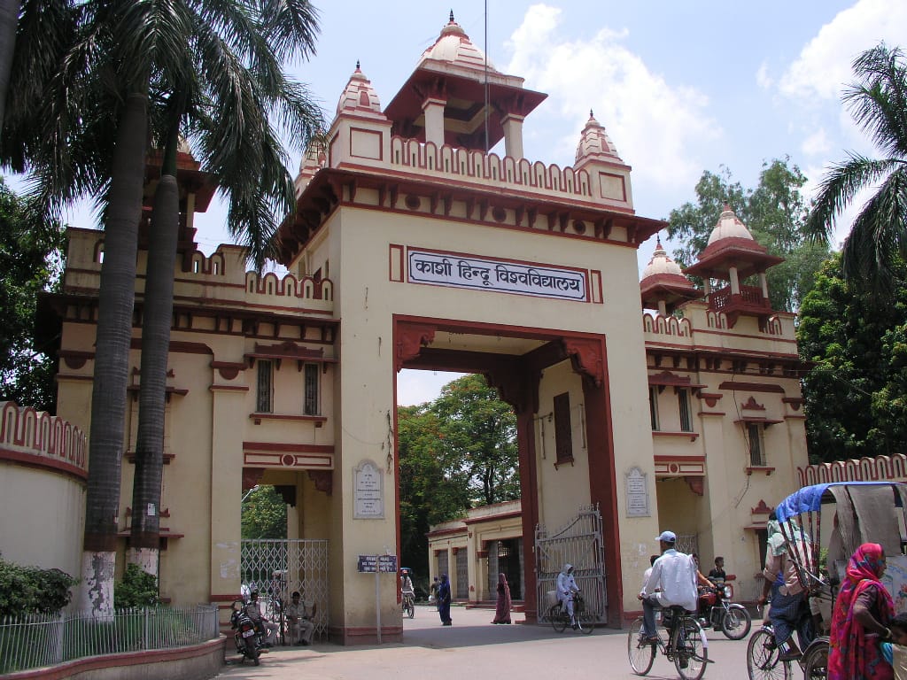 High Court stays defamation case against BHU professor