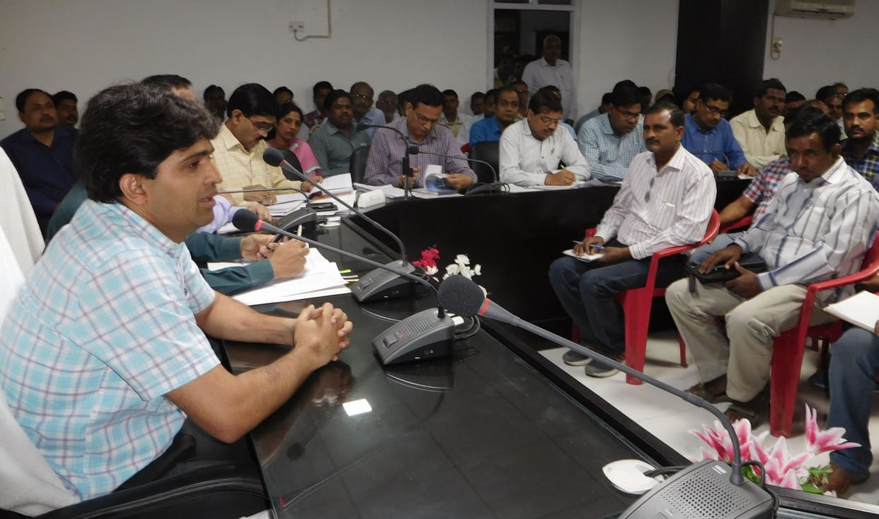 DM lashed on negligence in the implementation of development plans