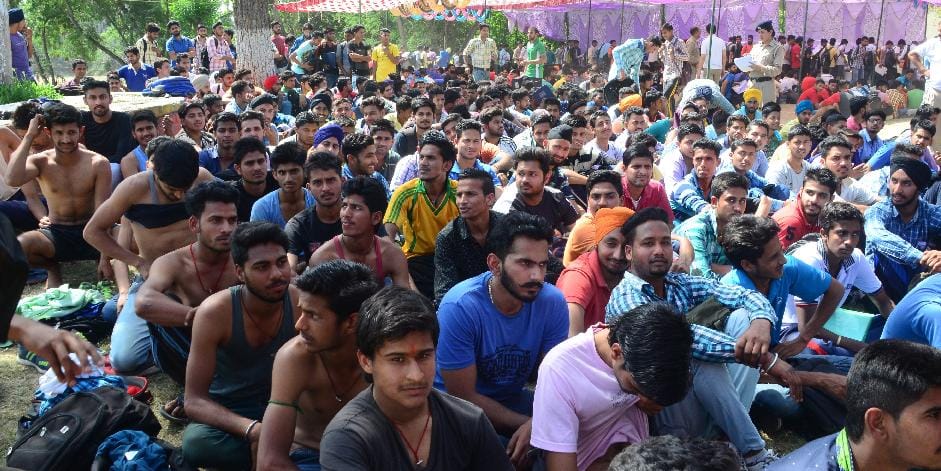 craze for police job