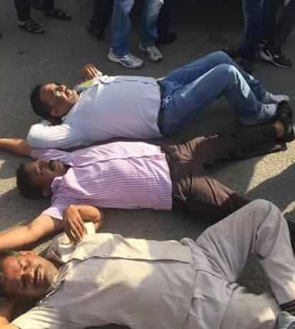  Jewelers make ruckus in BJP meet.
