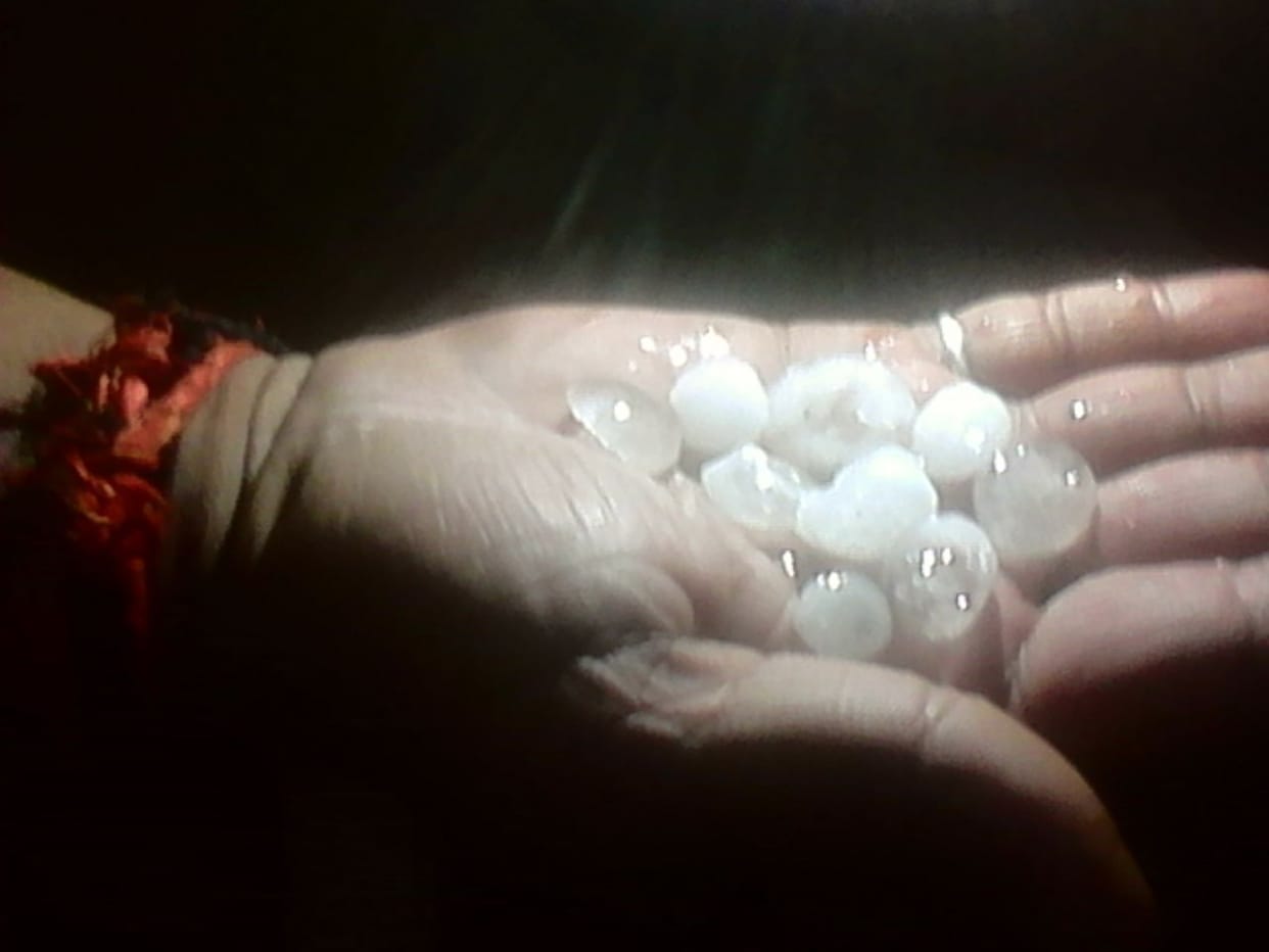 wind with rain, hailstorm