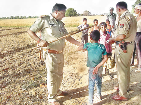 Children in the game harvest burnt, uniform wreak havoc
