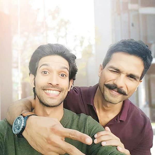 Shahid Kapoor's Latest Shirtless Bathroom Selfie