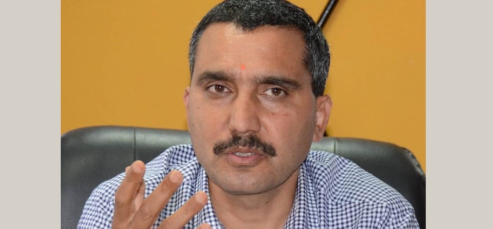  Taxi highjack case at gagal, police arrest two accused.