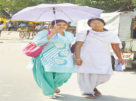 Hot day for Hamirpur, temp crosses 36 degree 