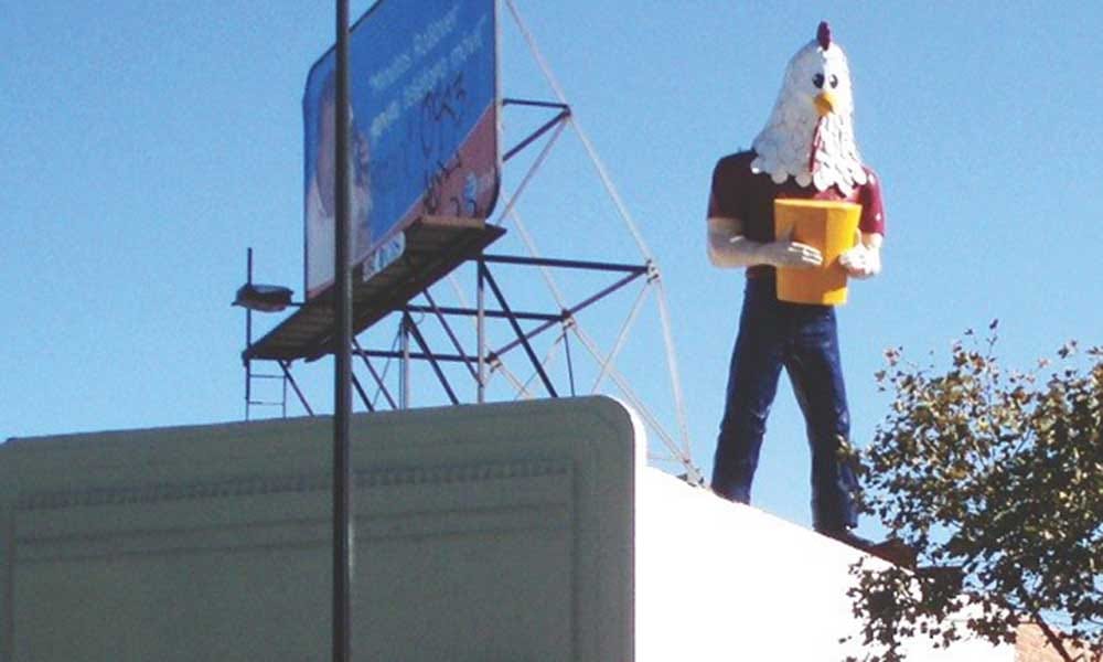 Weirdest statues from all over the world