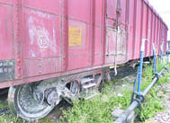 Stirred by hot box train Aksil