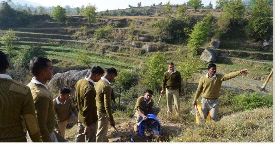 Bajri coat removed from the river by SSB polythene