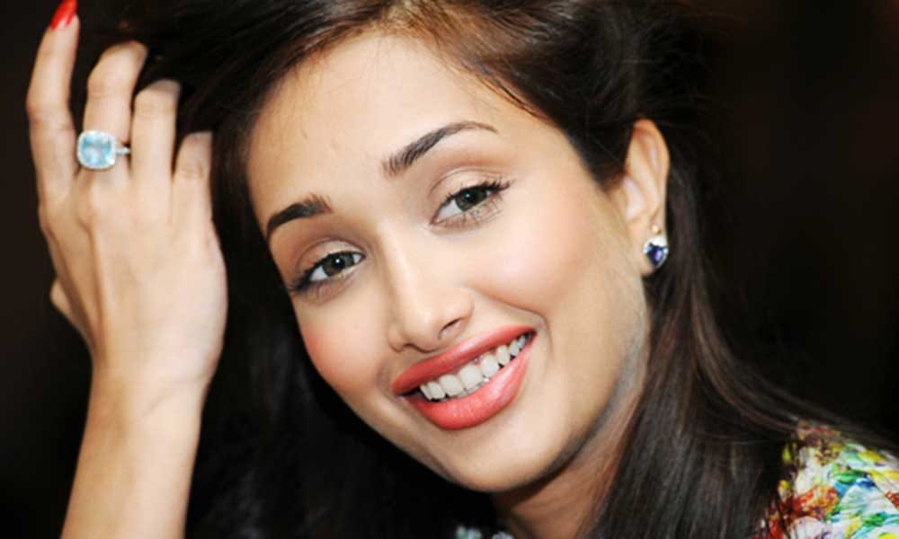 Actresses who failed in career and love and comitted suicide