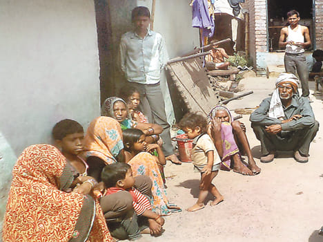 Banda's 25 fishermen caught by Pakistan army