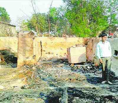 Four home burns, loss of thousands