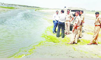 Awakened administration, Khadar hectic raids