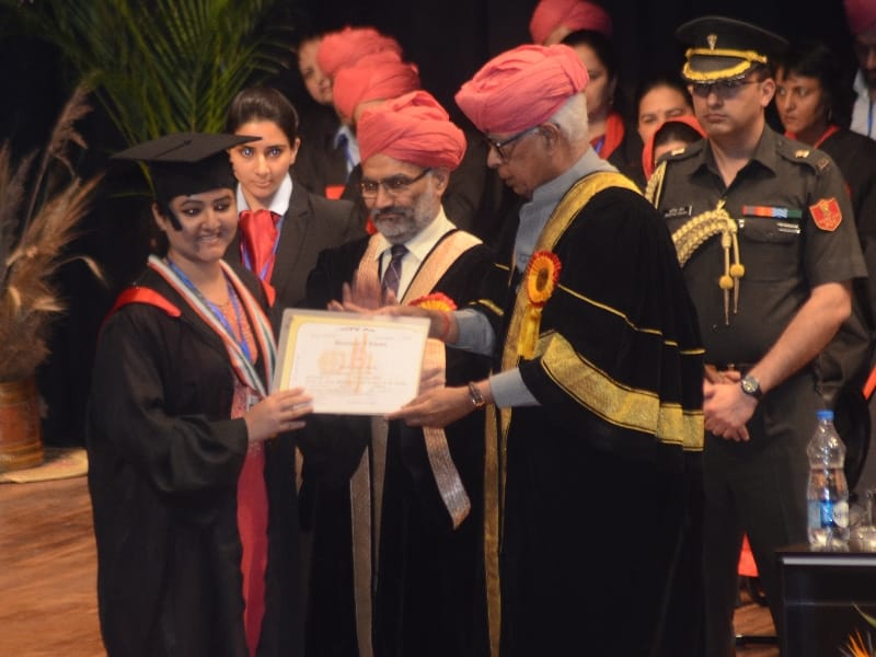Vice President arrived in Jammu University Convocation