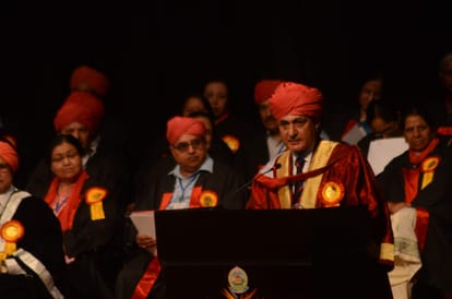 Chief Justice emotional in convocation