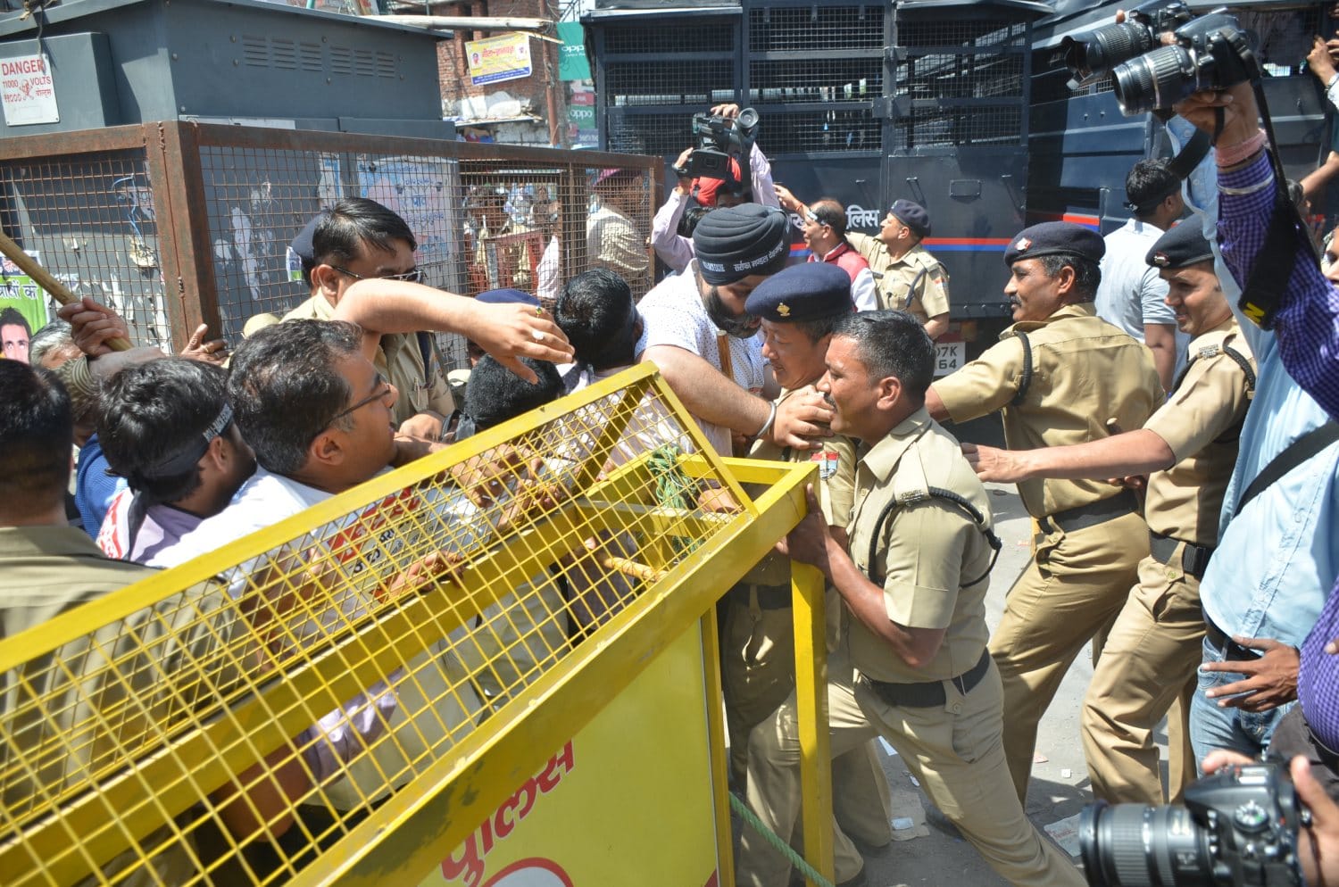 jewellers protest against excise duty